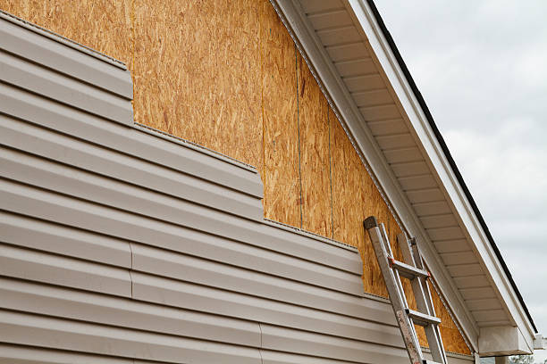 24/7 Emergency Emergency Siding Repair experts in Creedmoor, NC